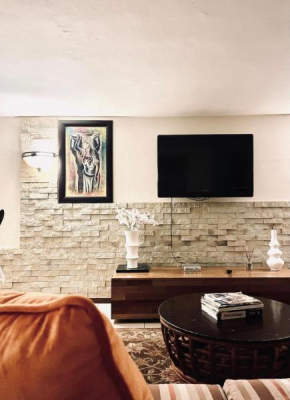 Lovely 2 bedroom duplex apartment (self-catering)